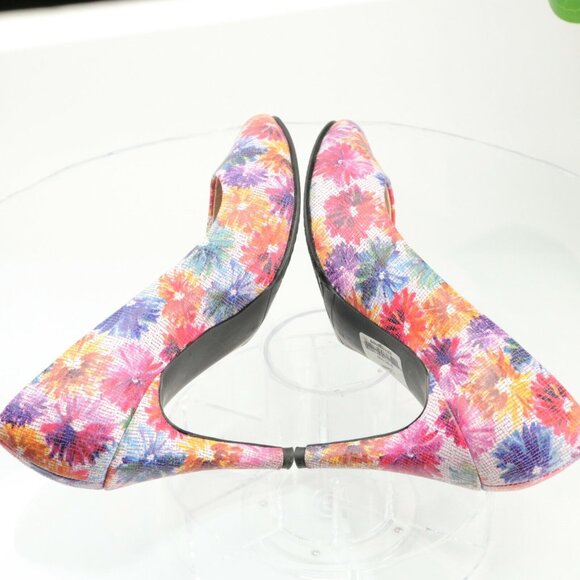 Lucita Women's Pump Size 8 Floral Print Red Blue Leather Pointed Heel Dress Shoe - Picture 10 of 12